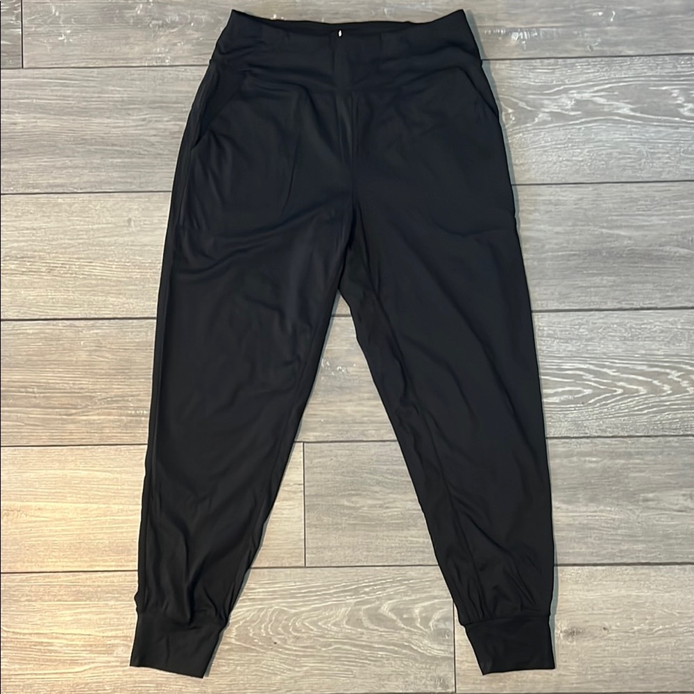 Women’s jogger size Medium